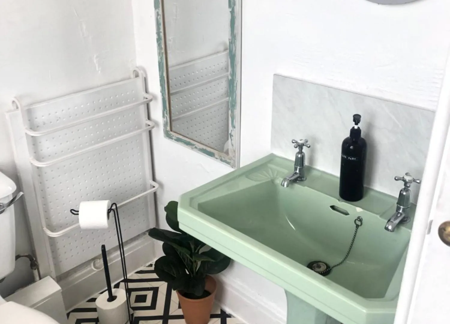 New! Castle View Studio Apartment Скарборо